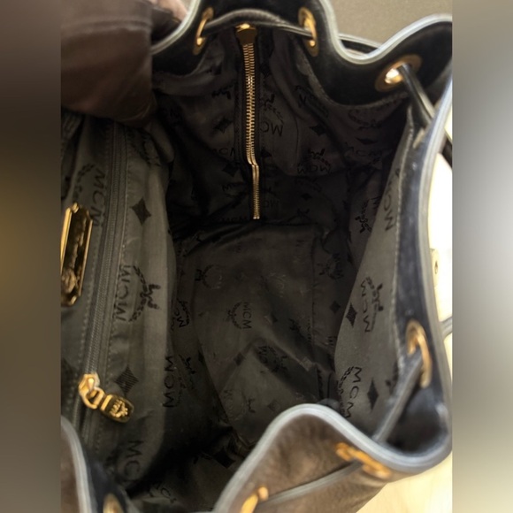 MCM Leather Drawstring Backpack Gold Brass HDWRE Pocket Adjustable Strap - Picture 5 of 9